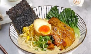 Viral Ramen Kaki Lima Buatan Mantan Chef Resto Jepang