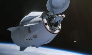 SpaceX Luncurkan Pesawat Antariksa Berawak Komersial Pertama