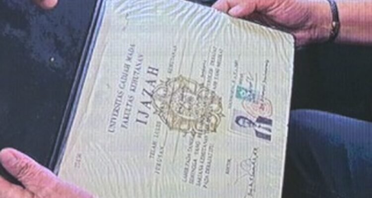 Ijazah Jokowi